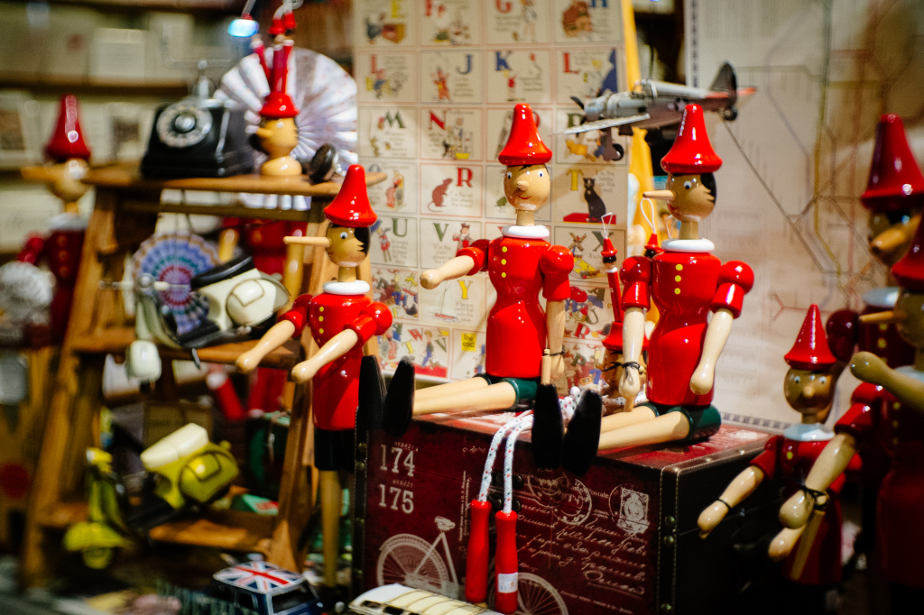 Fujifilm X Pro 1 with Fujian CCTV 35mm F1.7 Lens.